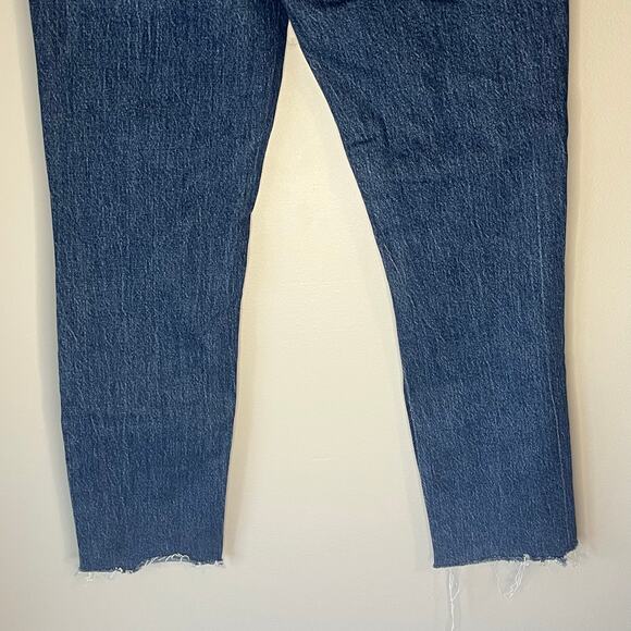 Aeropostale Dark Wash Distressed Mom Jean Size 000 Reg - Picture 11 of 12